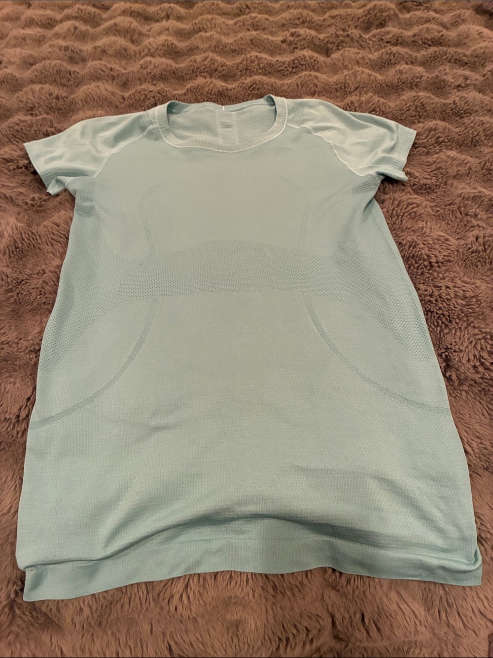 Light green Women's Lululemon Short Sleeve Top, swiftly. Size 8